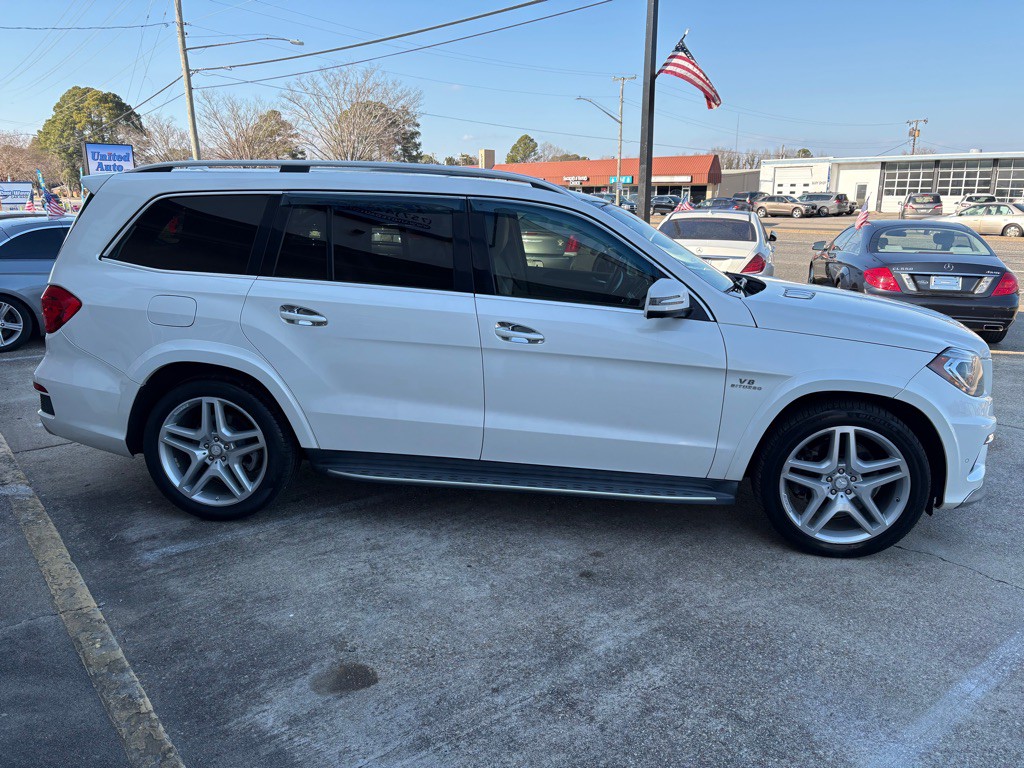 2015 Mercedes-Benz GL-Class Image 8