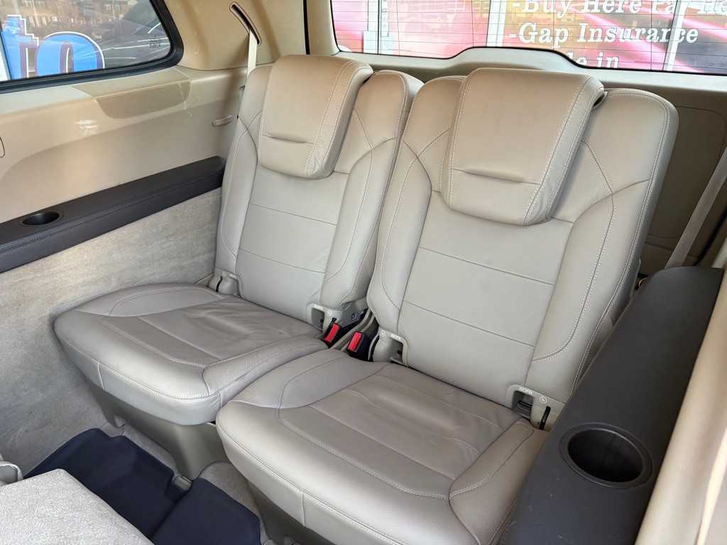 2015 Mercedes-Benz GL-Class Image 16