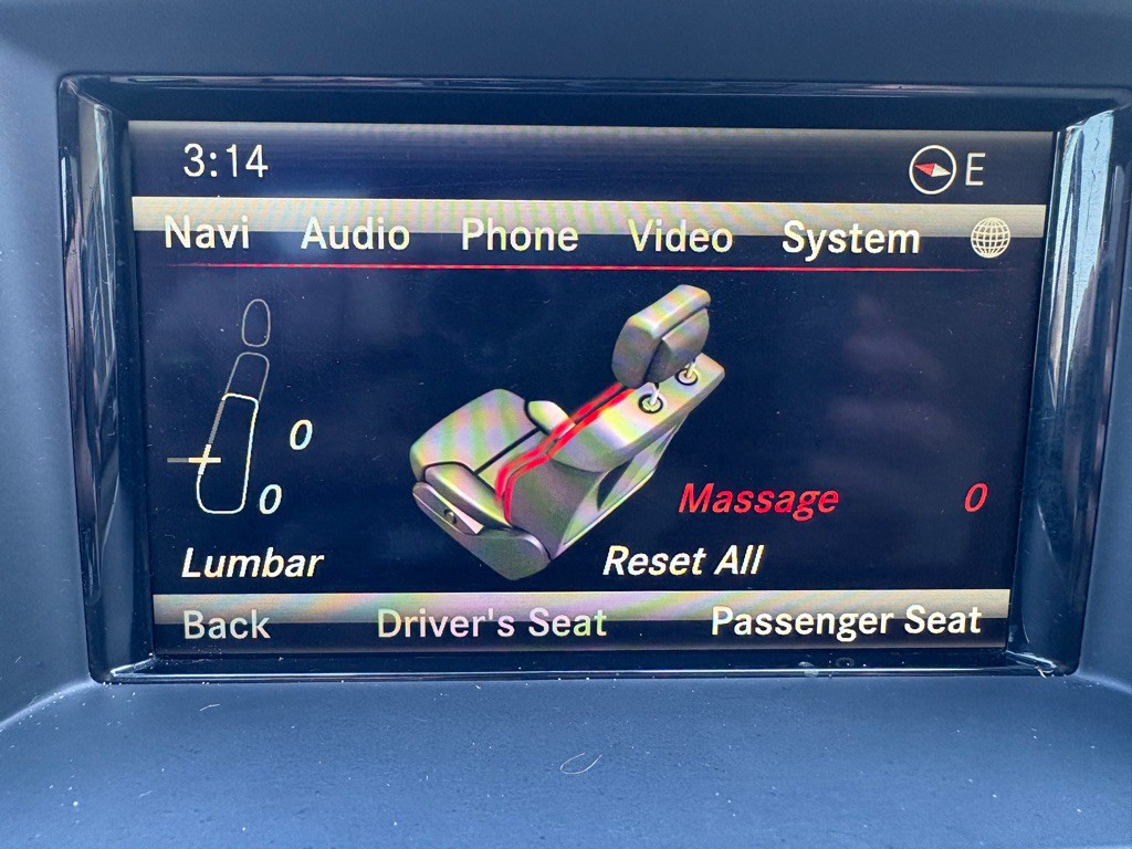 2015 Mercedes-Benz GL-Class Image 23