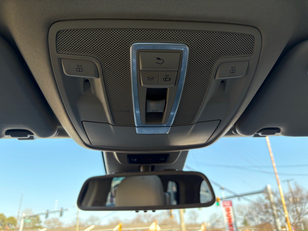 2015 Mercedes-Benz GL-Class Image 40