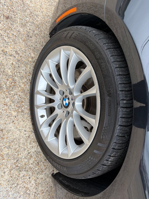 2013 BMW 7 Series Image 28