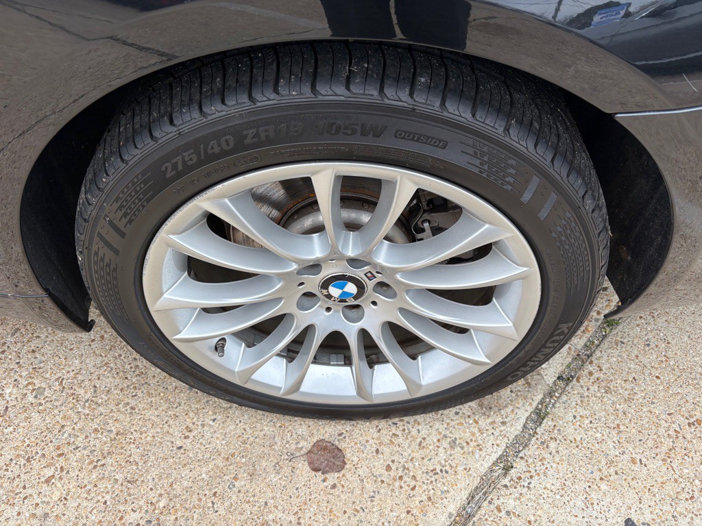 2013 BMW 7 Series Image 29