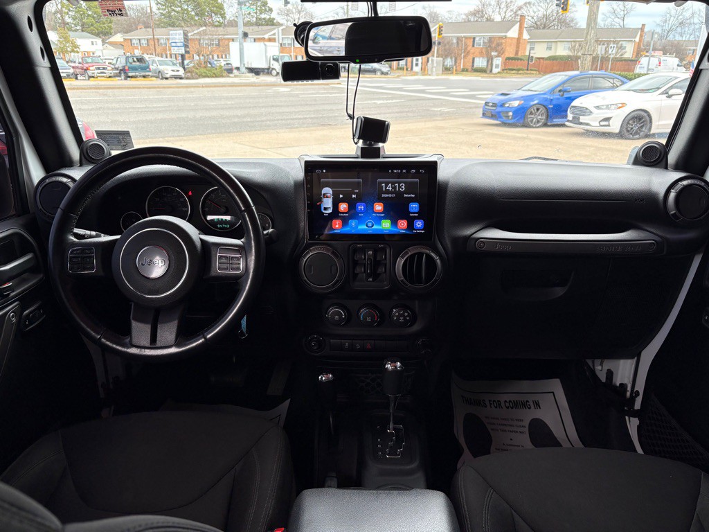 2014 Jeep Wrangler Unlimited Image 12