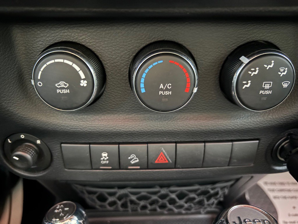 2014 Jeep Wrangler Unlimited Image 23