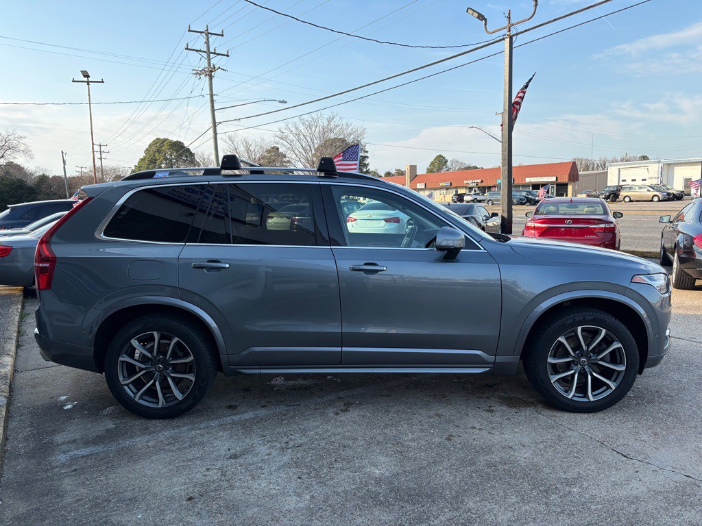 2018 Volvo XC90 Image 8