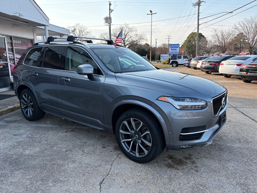 2018 Volvo XC90 Image 9