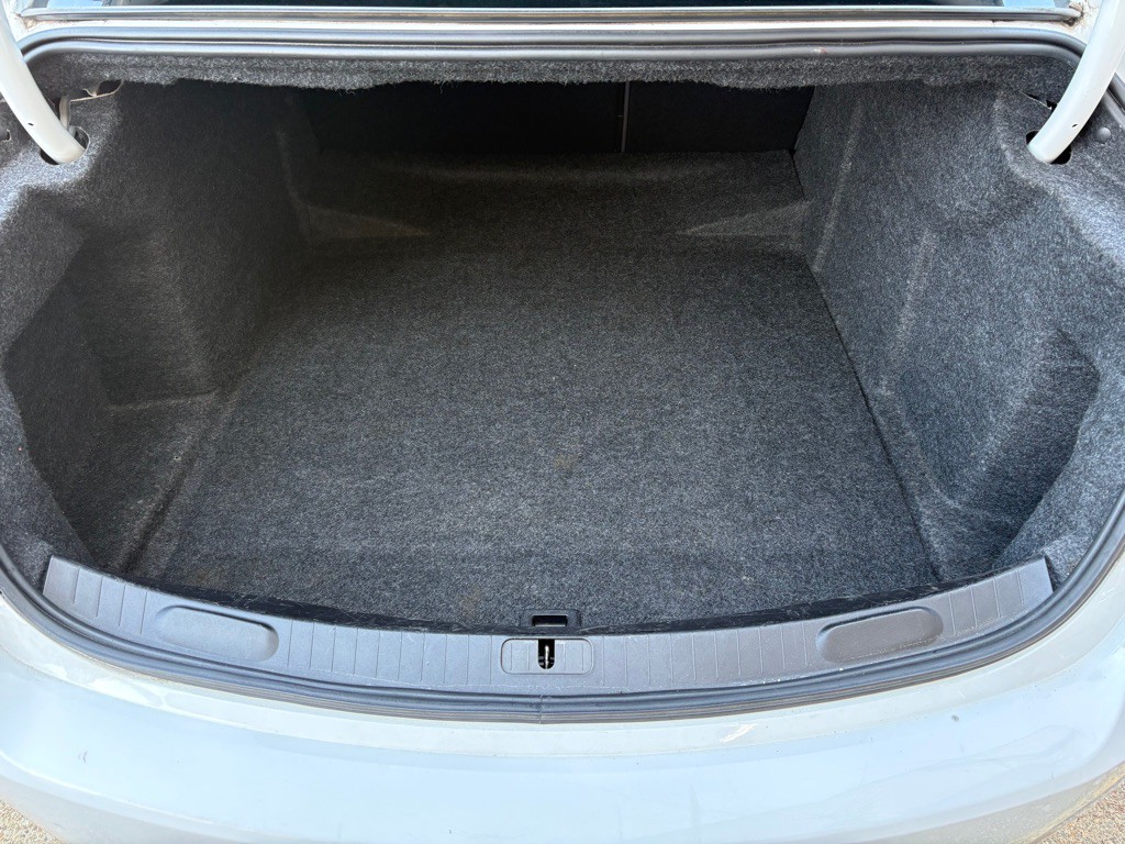 2017 Chevrolet Impala Image 6