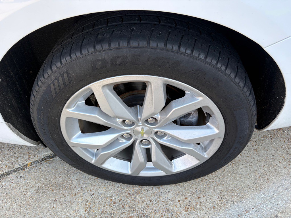 2017 Chevrolet Impala Image 27