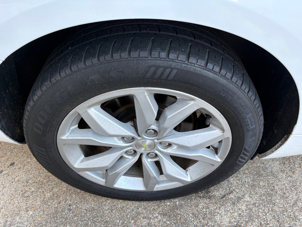 2017 Chevrolet Impala Image 28