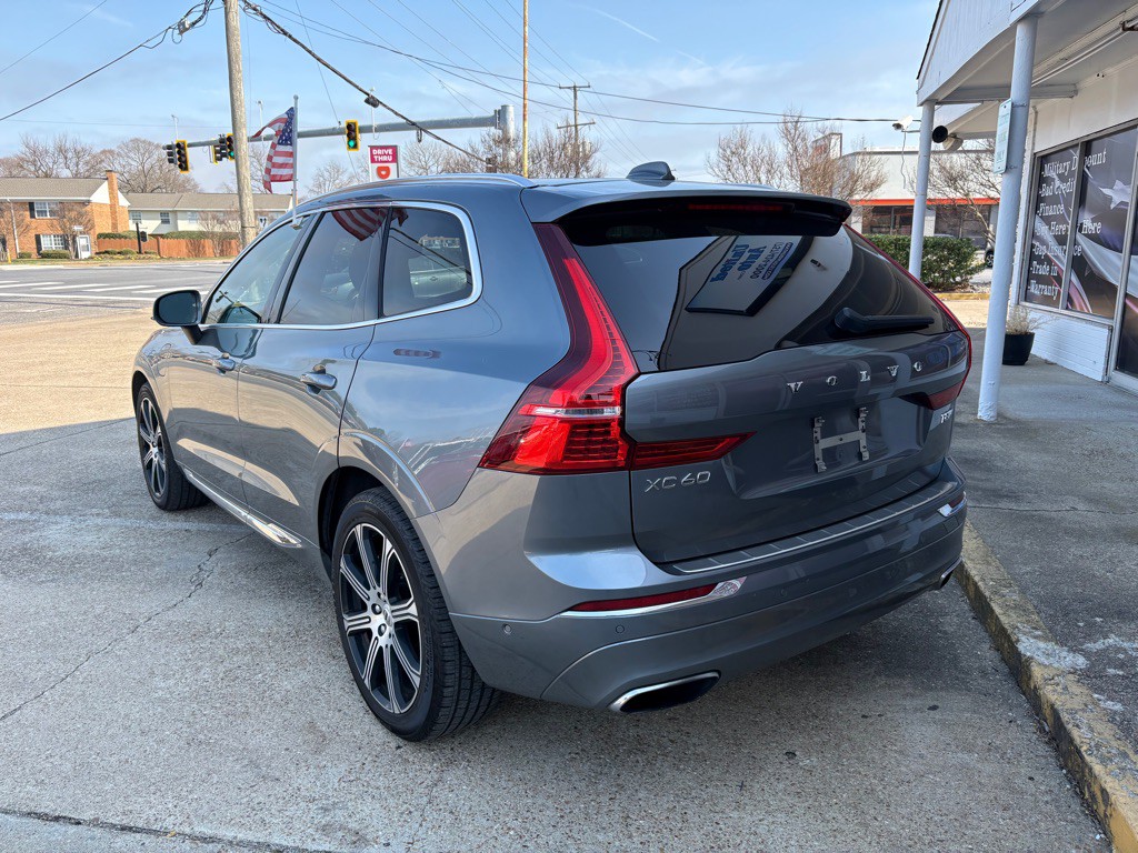 2018 Volvo XC60 Image 4
