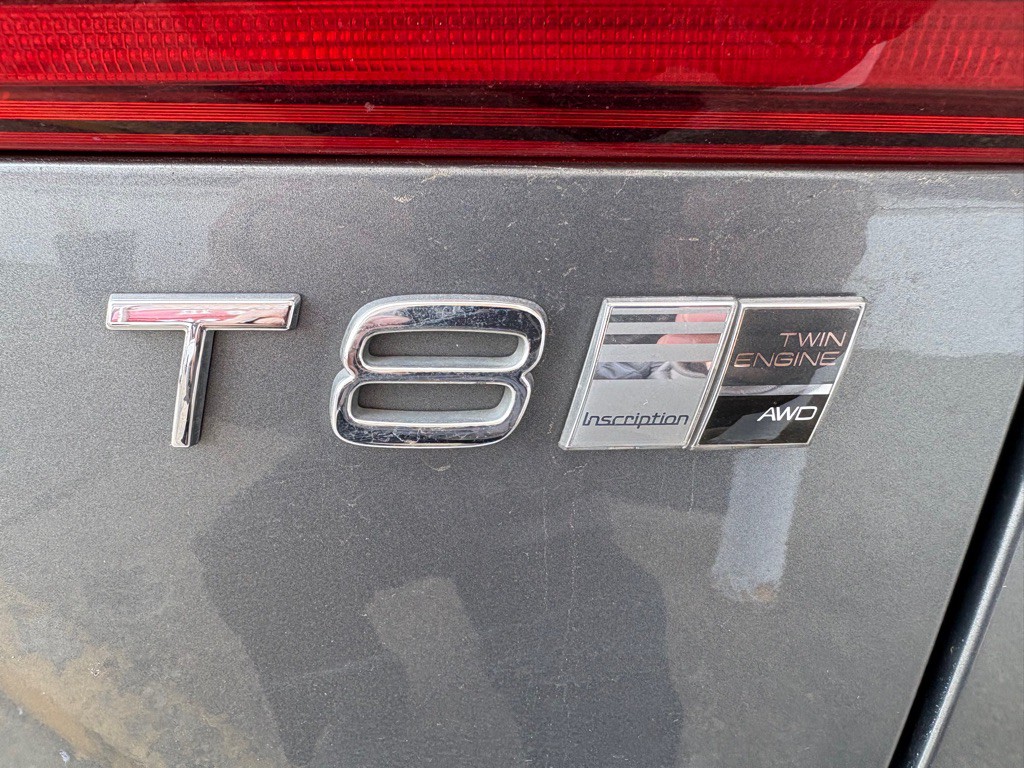 2018 Volvo XC60 Image 7