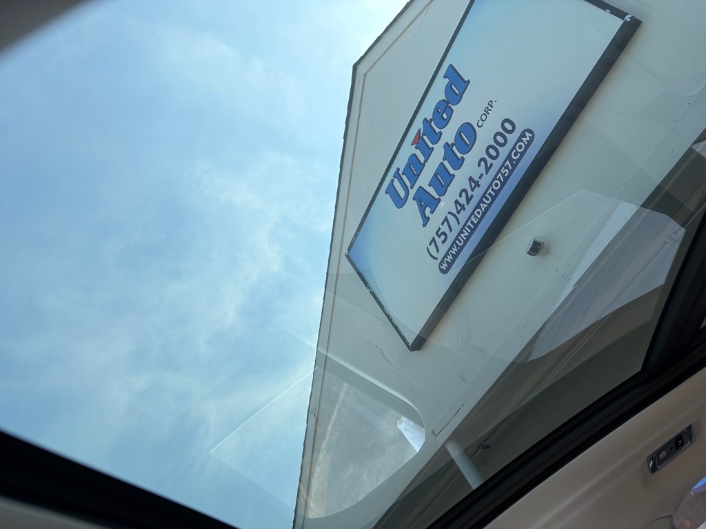 2018 Volvo XC60 Image 18