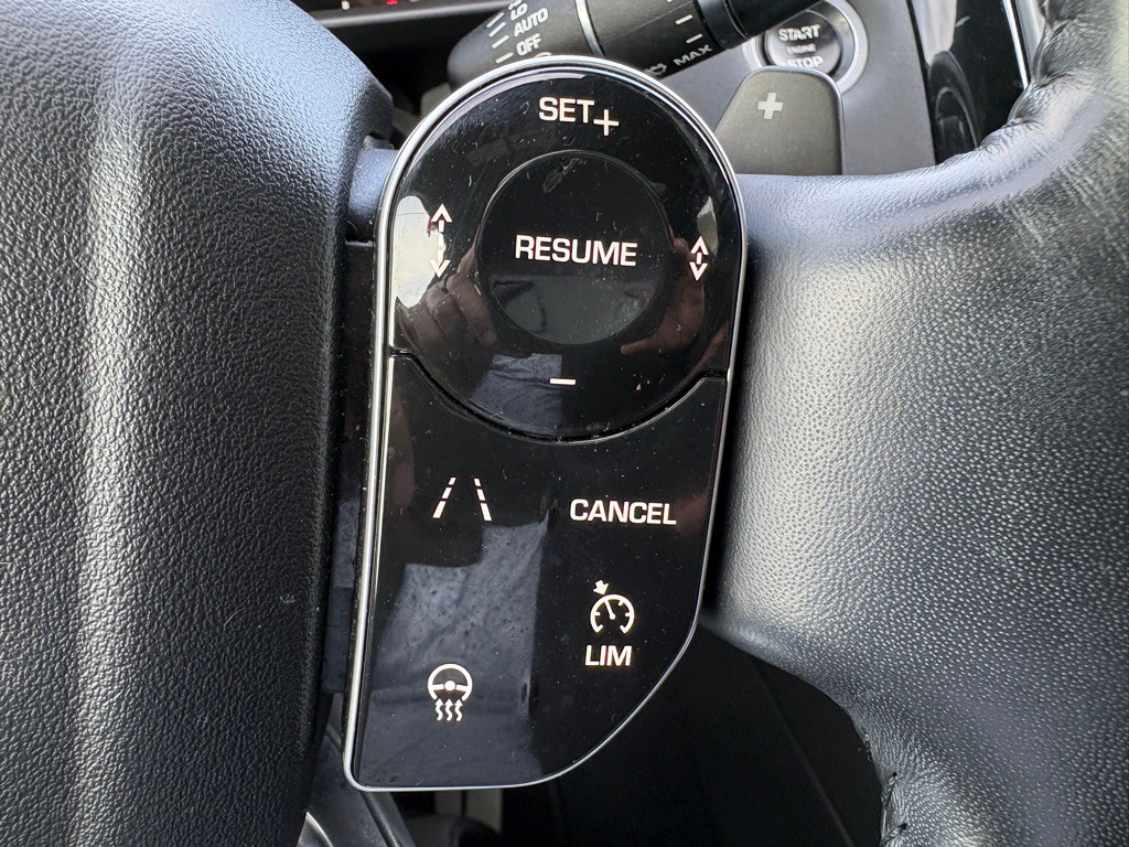 2019 Land Rover Discovery Image 21