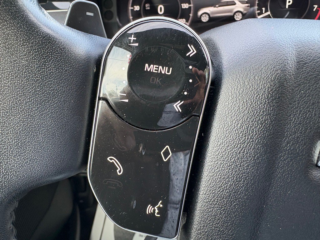 2019 Land Rover Discovery Image 22