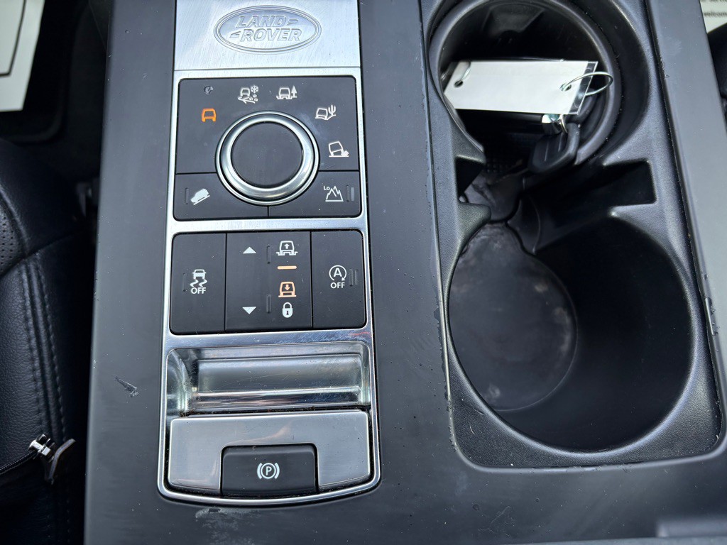 2019 Land Rover Discovery Image 28