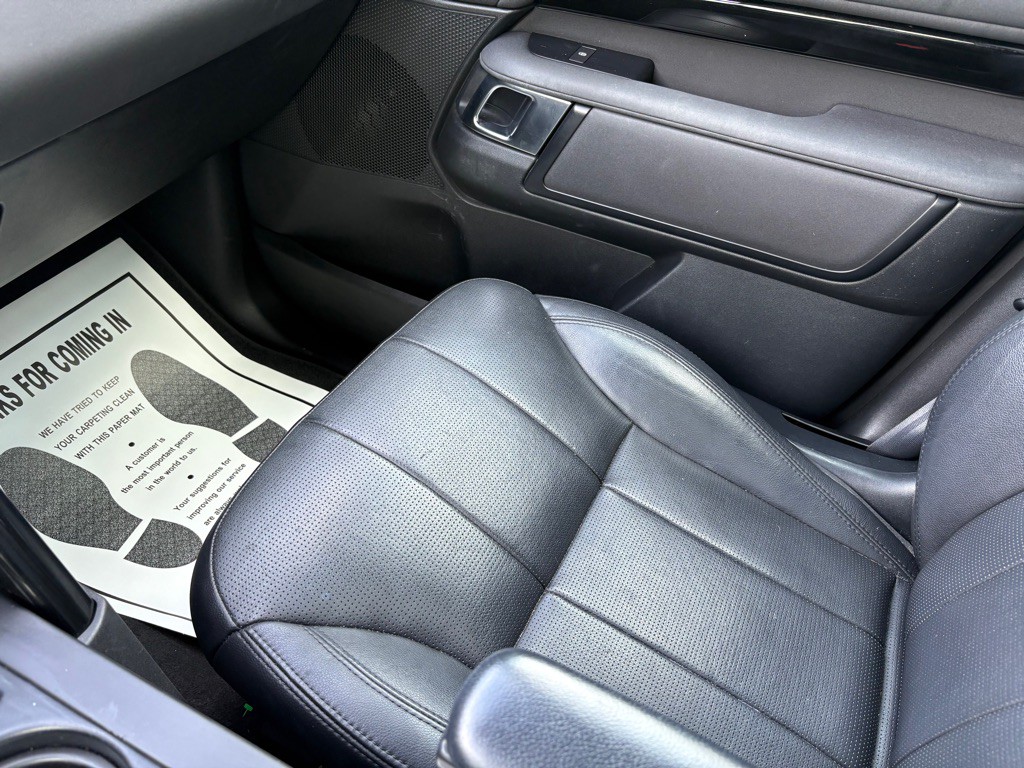 2019 Land Rover Discovery Image 29