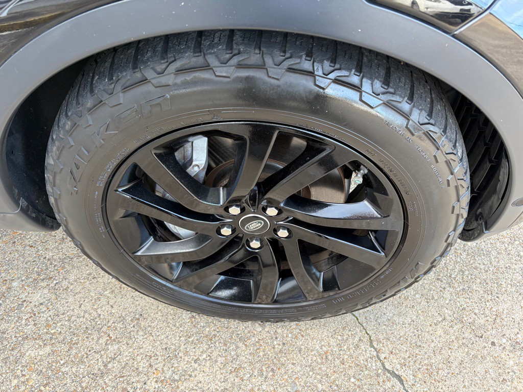 2019 Land Rover Discovery Image 34