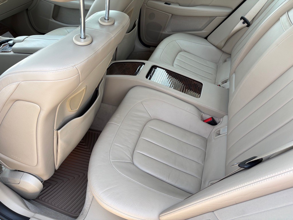2013 Mercedes-Benz CLS-Class Image 11