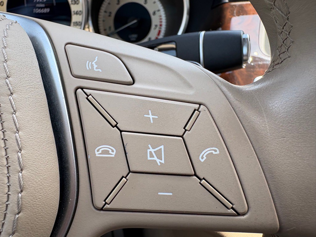 2013 Mercedes-Benz CLS-Class Image 19