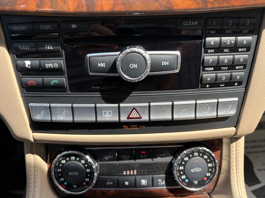 2013 Mercedes-Benz CLS-Class Image 25