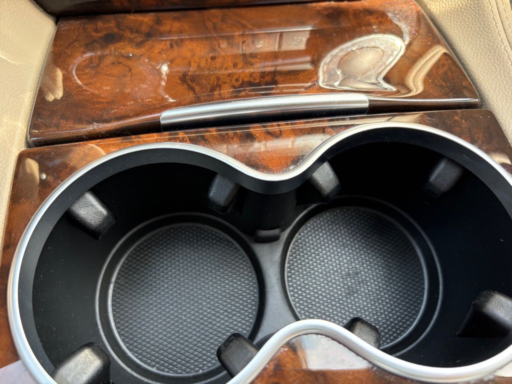 2013 Mercedes-Benz CLS-Class Image 26