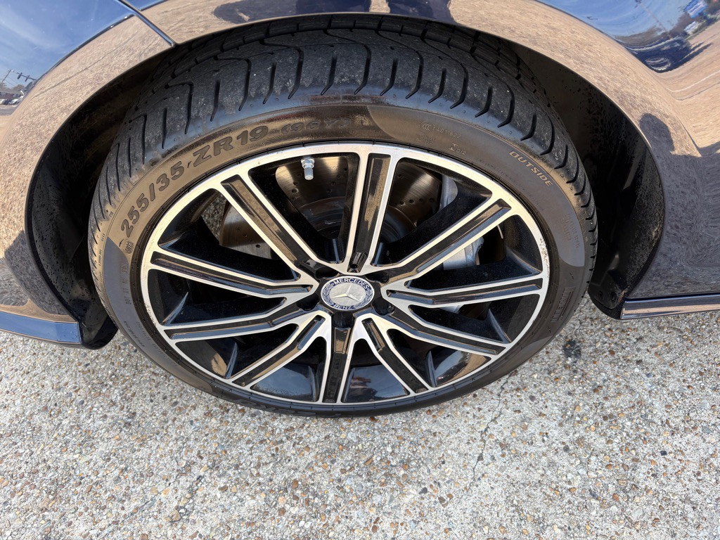 2013 Mercedes-Benz CLS-Class Image 31