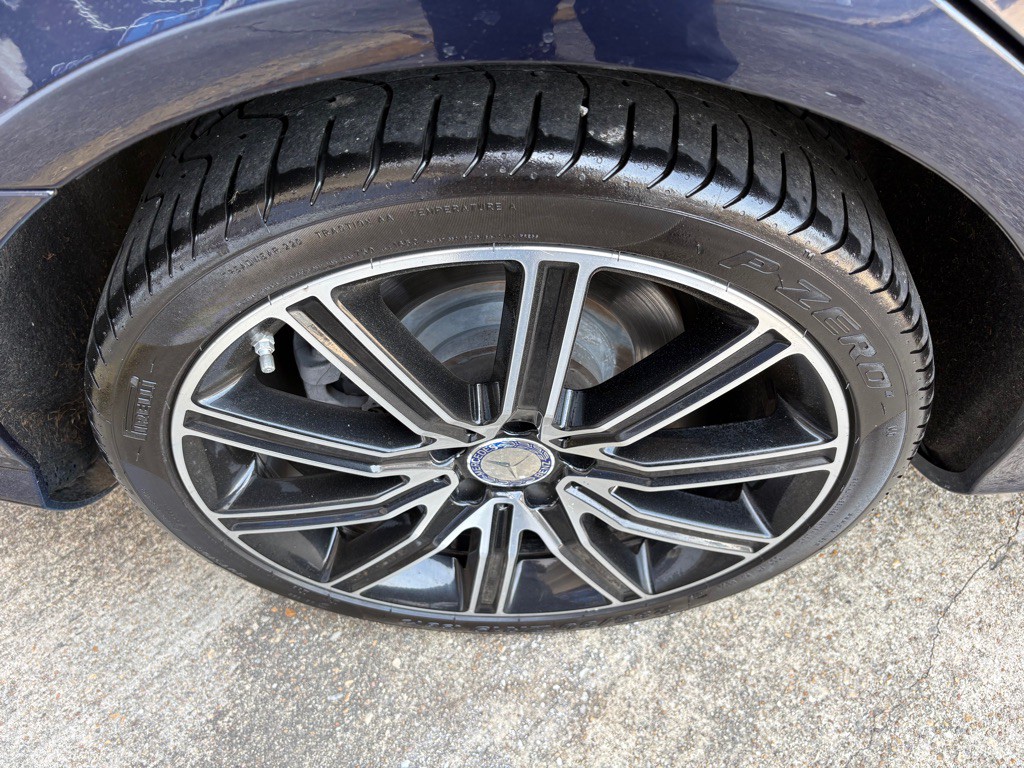 2013 Mercedes-Benz CLS-Class Image 33