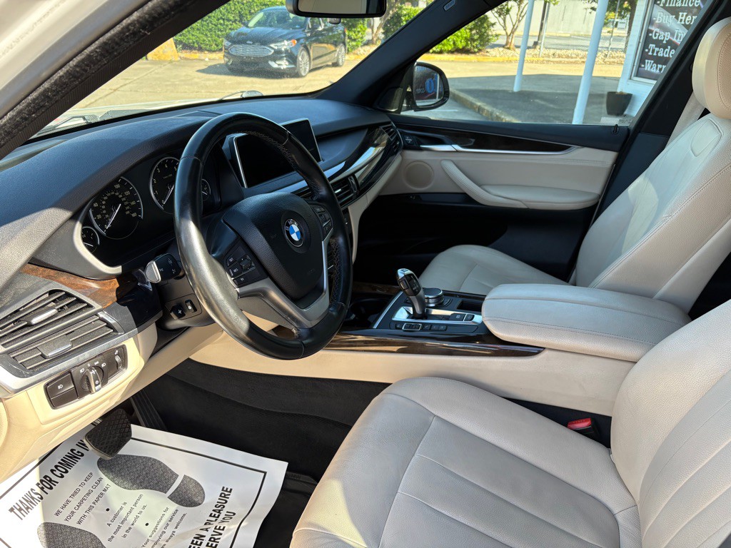2017 BMW X5 Image 10
