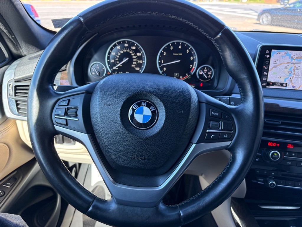 2017 BMW X5 Image 19