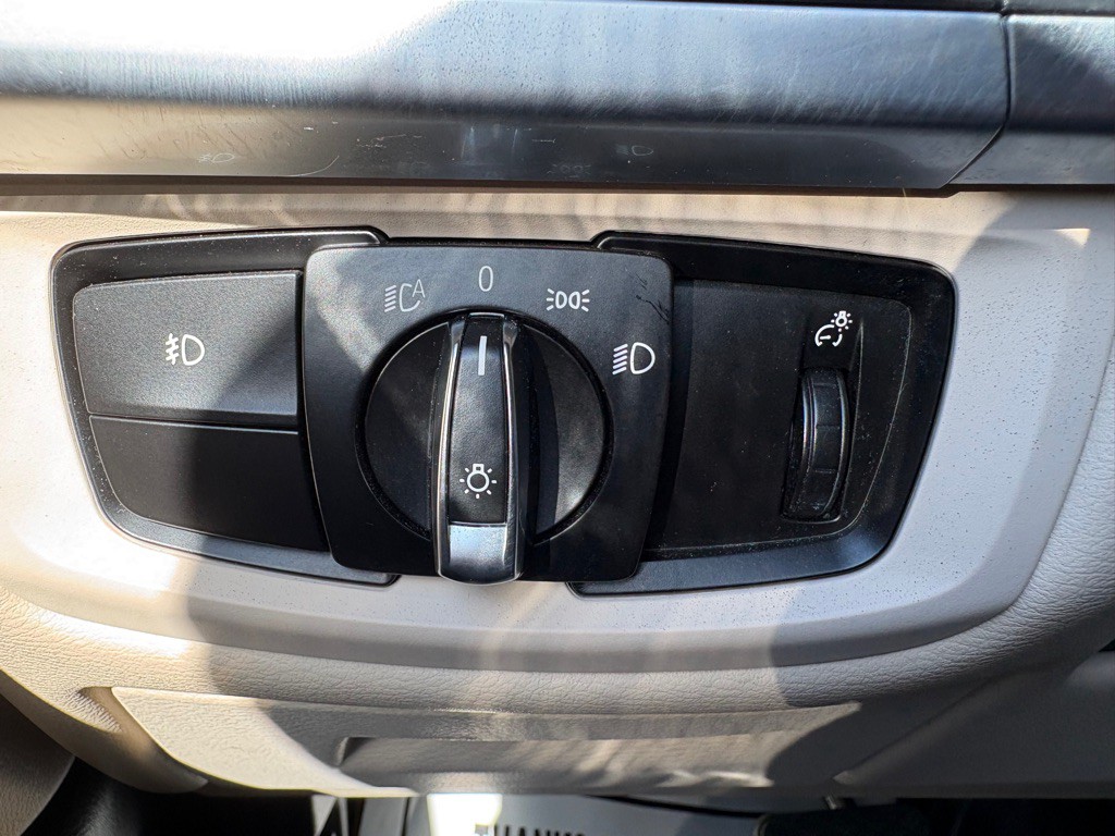 2017 BMW X5 Image 22