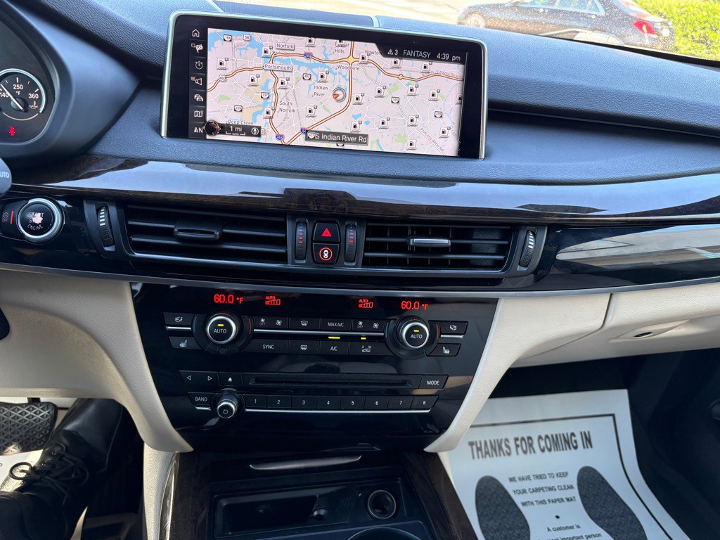 2017 BMW X5 Image 24