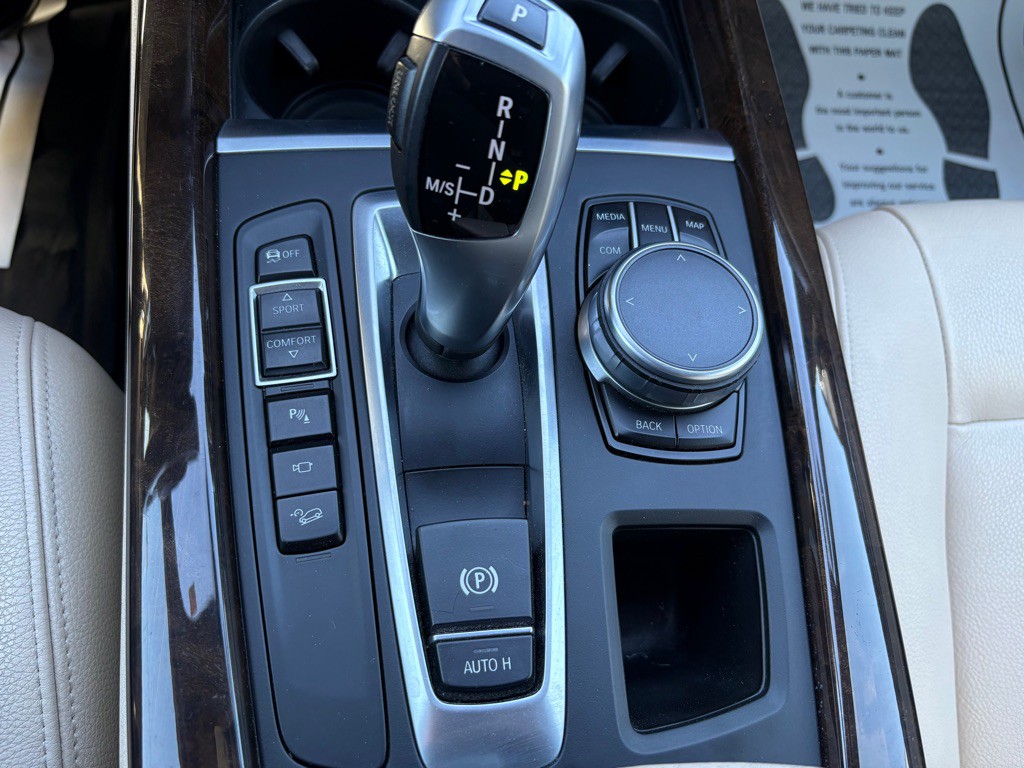 2017 BMW X5 Image 27