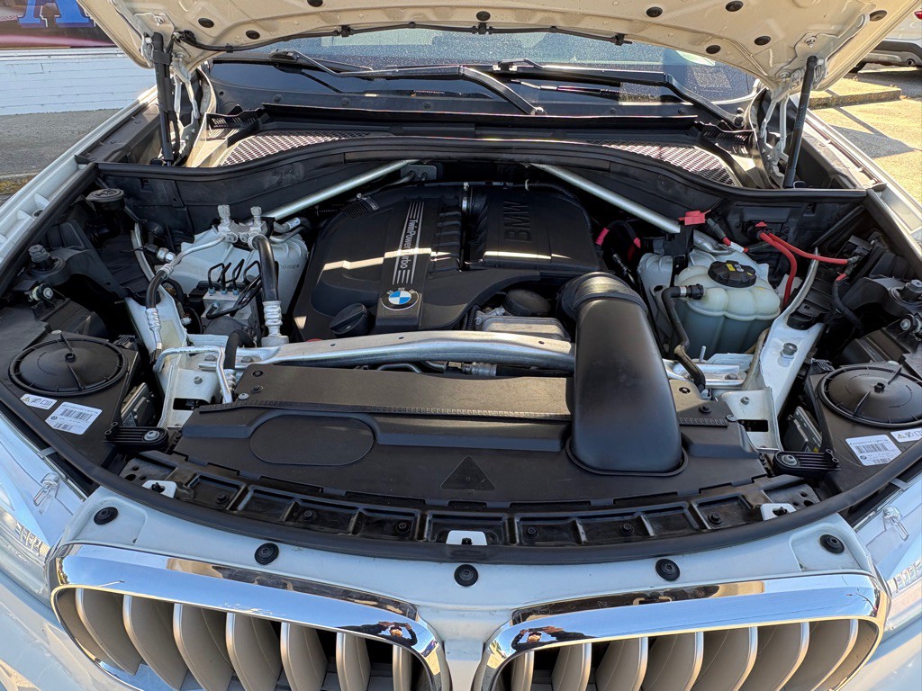 2017 BMW X5 Image 34
