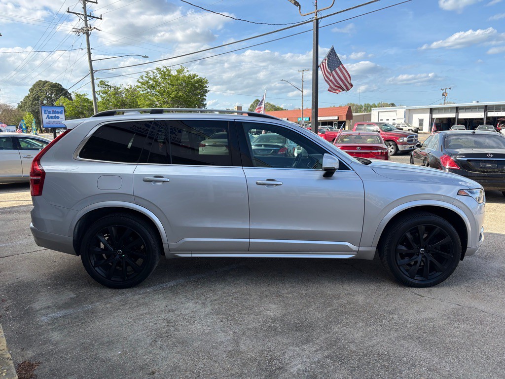 2018 Volvo XC90 Image 8