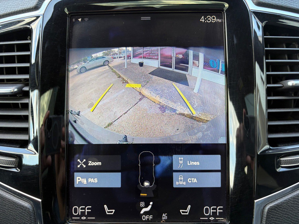 2018 Volvo XC90 Image 17