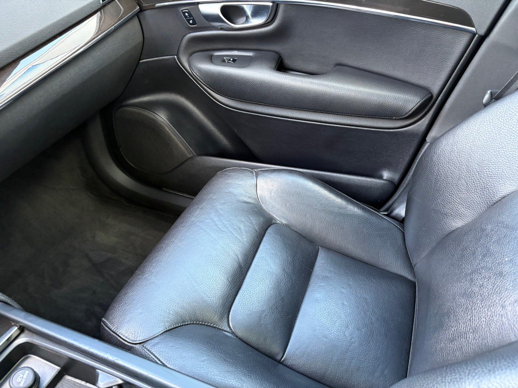 2018 Volvo XC90 Image 27