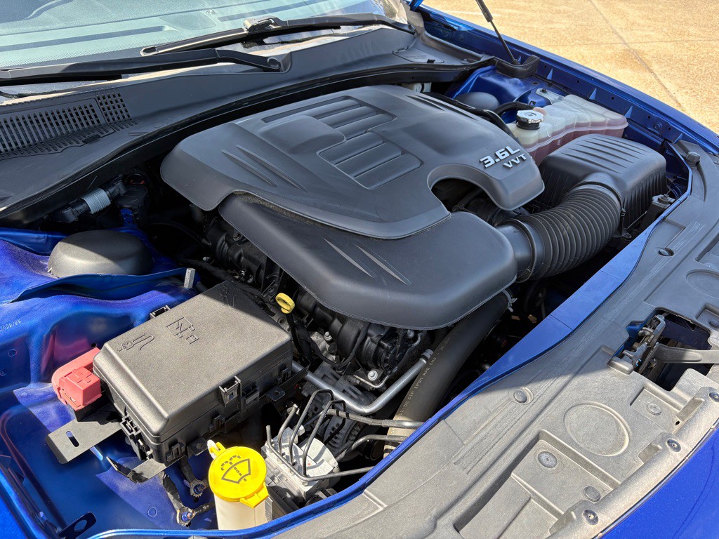 2018 Chrysler 300 Image 34