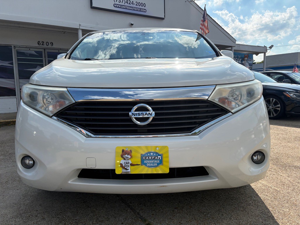 2012 Nissan Quest Image 2