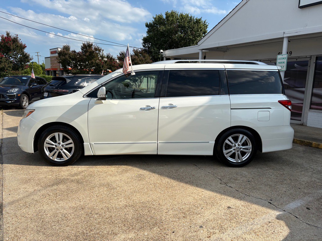 2012 Nissan Quest Image 3