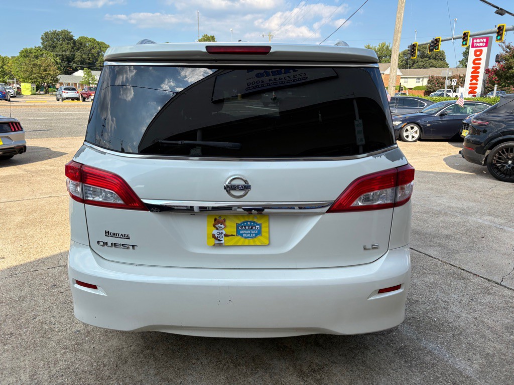 2012 Nissan Quest Image 5
