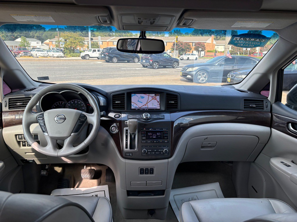 2012 Nissan Quest Image 14