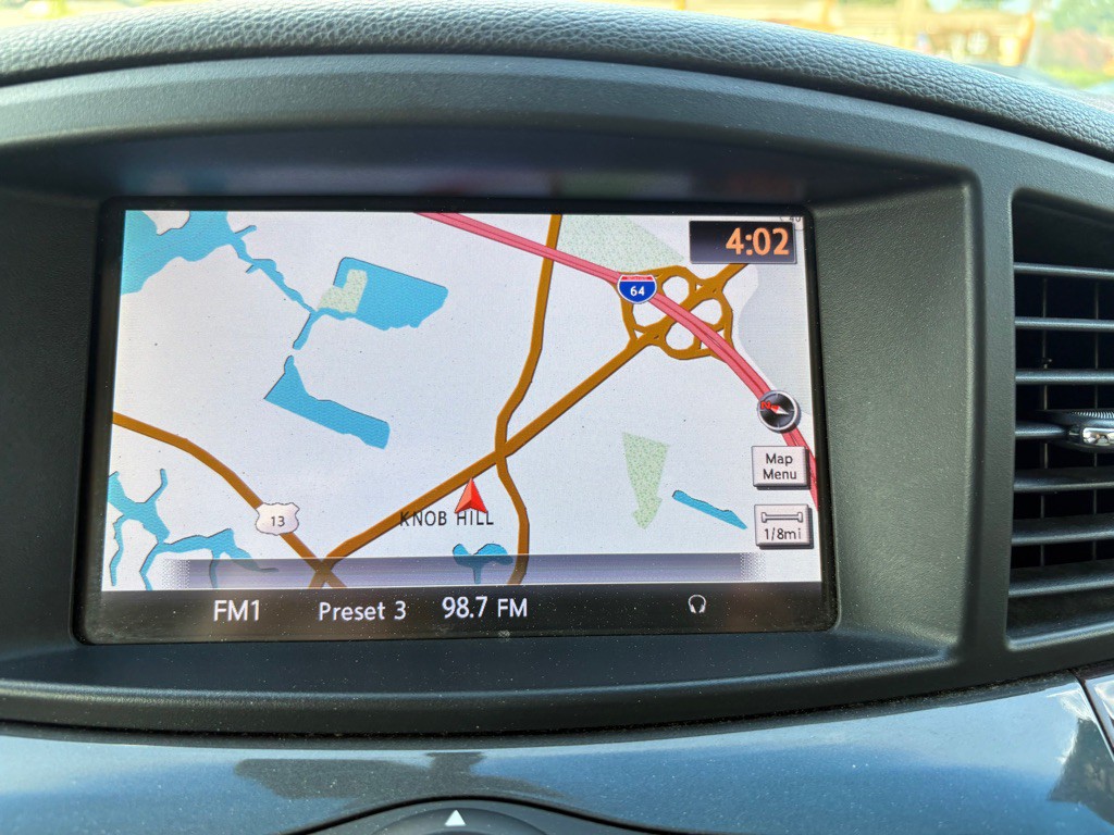 2012 Nissan Quest Image 17