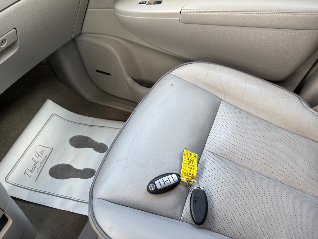 2012 Nissan Quest Image 30