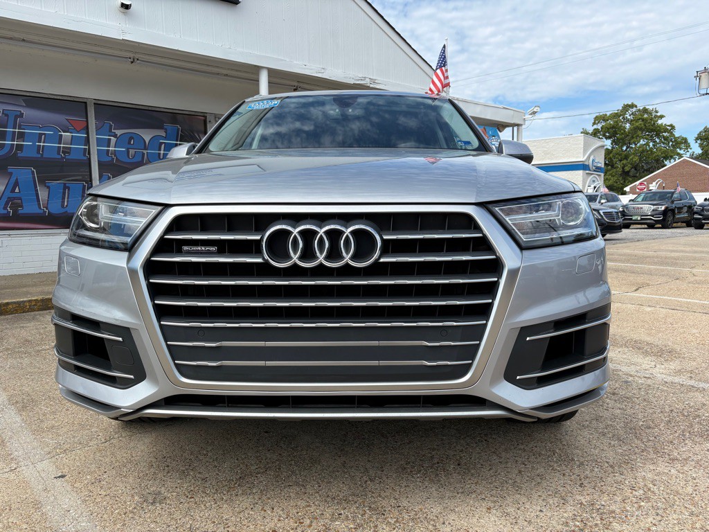2018 Audi Q7 Image 2