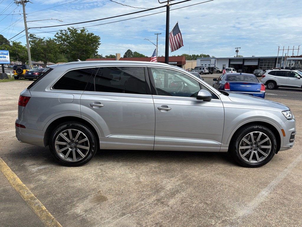 2018 Audi Q7 Image 8