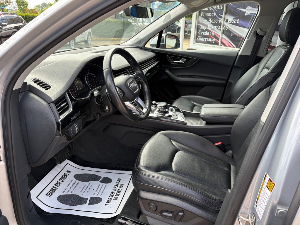 2018 Audi Q7 Image 10