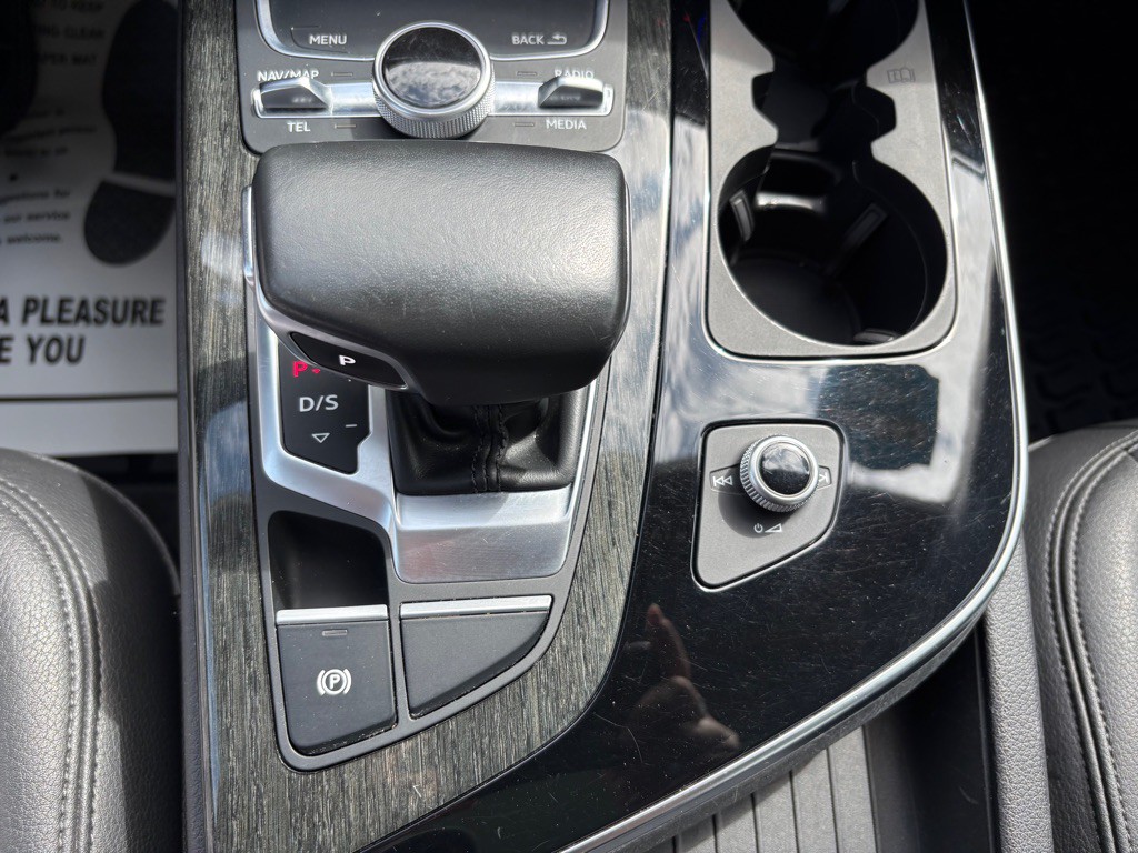2018 Audi Q7 Image 27