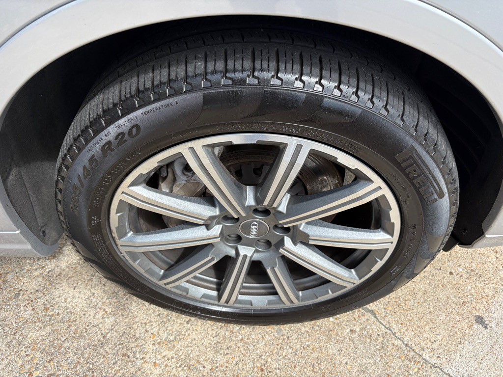2018 Audi Q7 Image 33