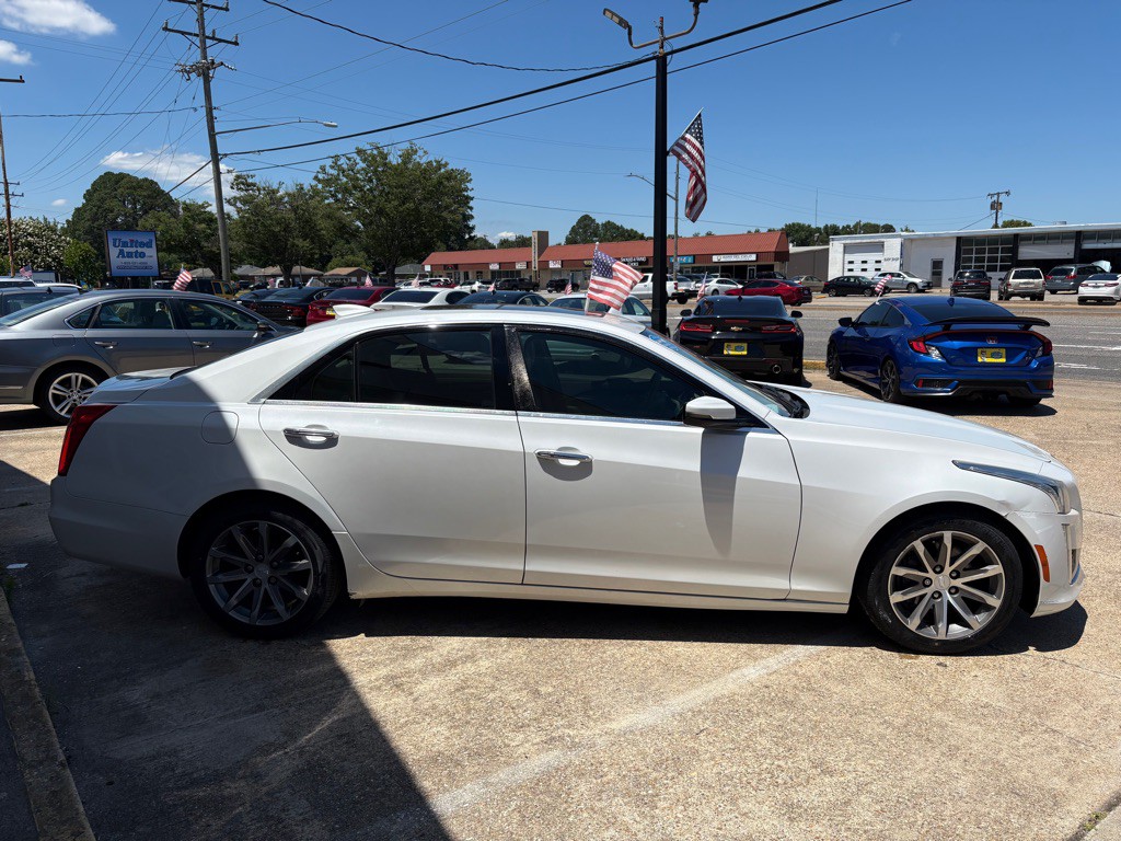2016 Cadillac CTS Image 8