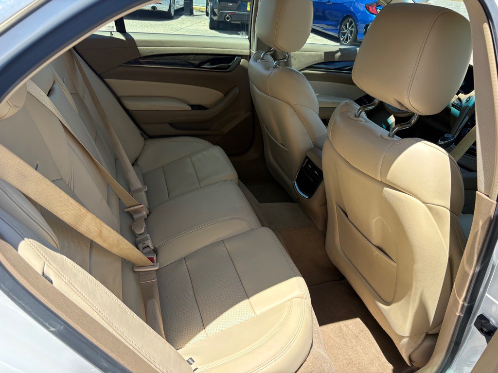 2016 Cadillac CTS Image 13